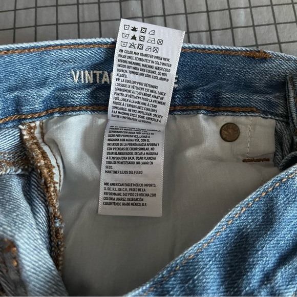 AMERICAN EAGLE VINTAGE HI-RISE TWO TONE JEANS - Picture 14 of 14